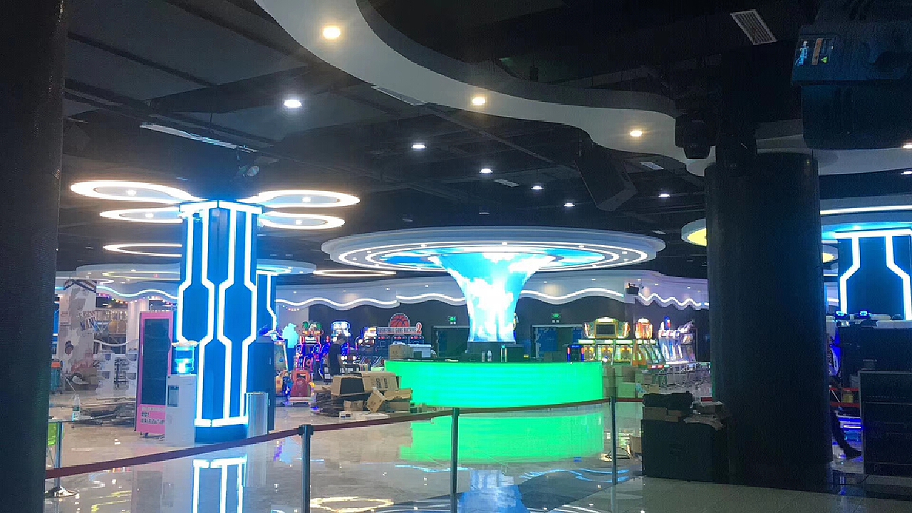 盛弘派派星动漫城 融合游戏开发与体验的创新娱乐平台